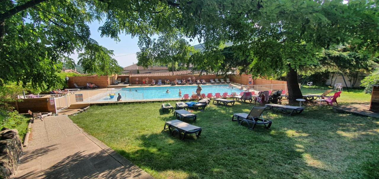 Camping Les Lavandes Darbres Экстерьер фото