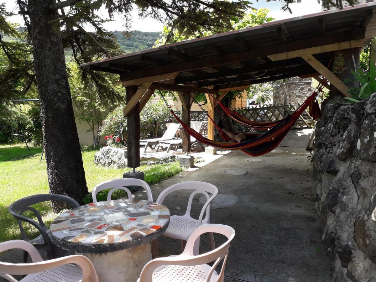 Camping Les Lavandes Darbres Экстерьер фото