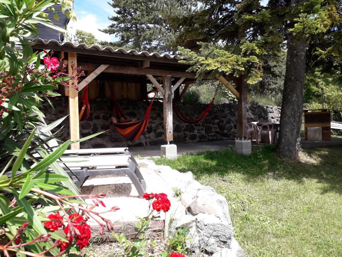 Camping Les Lavandes Darbres Экстерьер фото