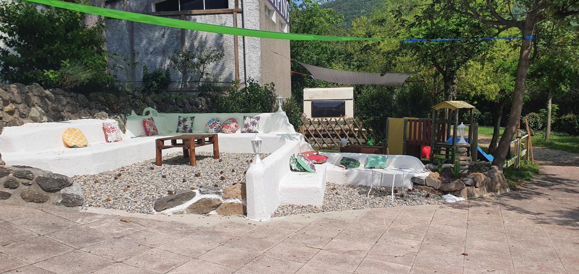 Camping Les Lavandes Darbres Экстерьер фото
